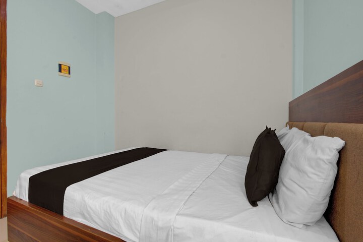 Room 22 of 38