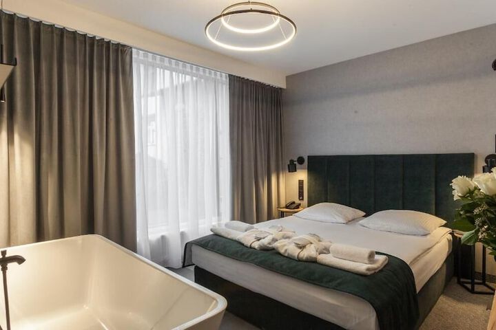 Room 15 of 57
