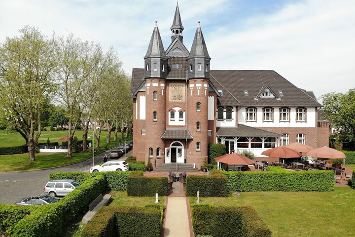 Palace St. George in Moenchengladbach