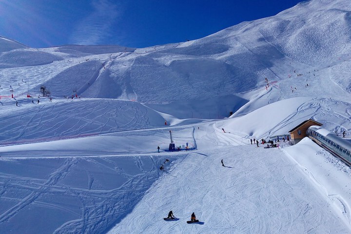 Skiing