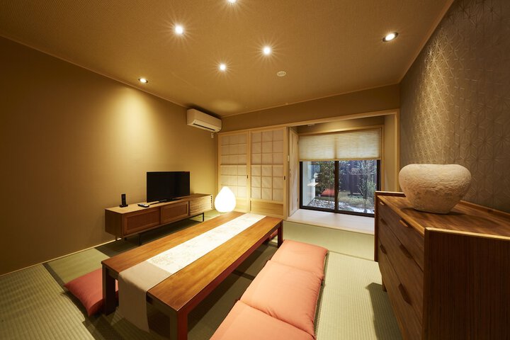 Room 30 of 54