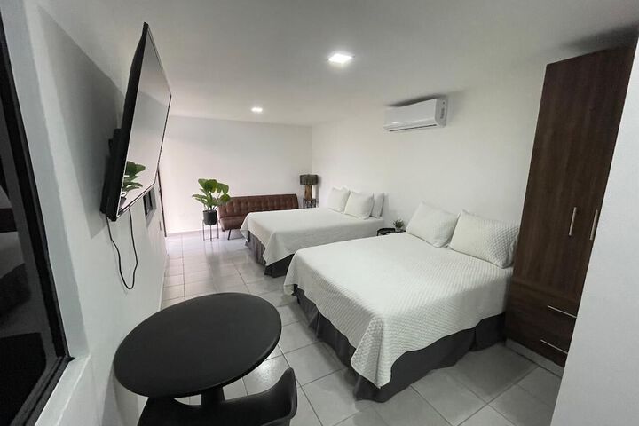 Room 7 of 17
