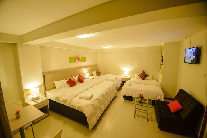 Room 11 of 68