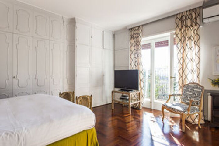 Room 19 of 121