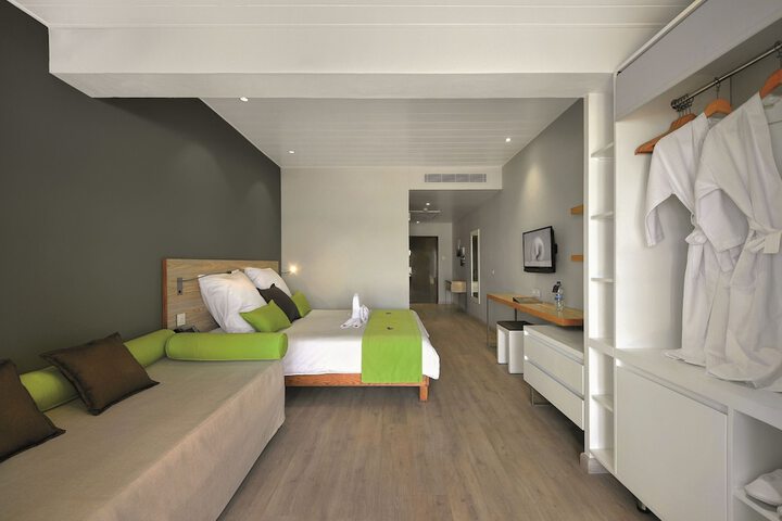 Room 15 of 95