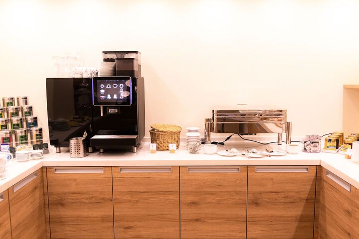 Breakfast/Coffee Service 107 of 138
