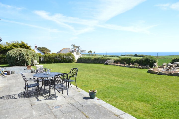 Terrace/Patio 7 of 7