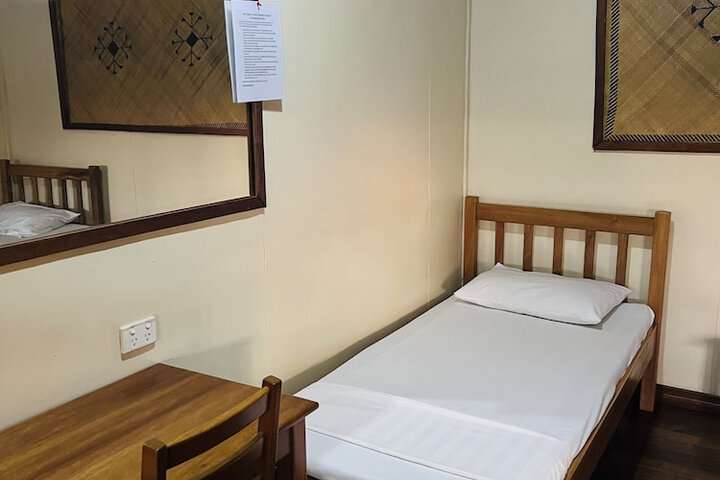 Room 10 of 21