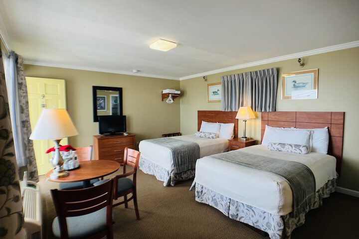 Room 10 of 38