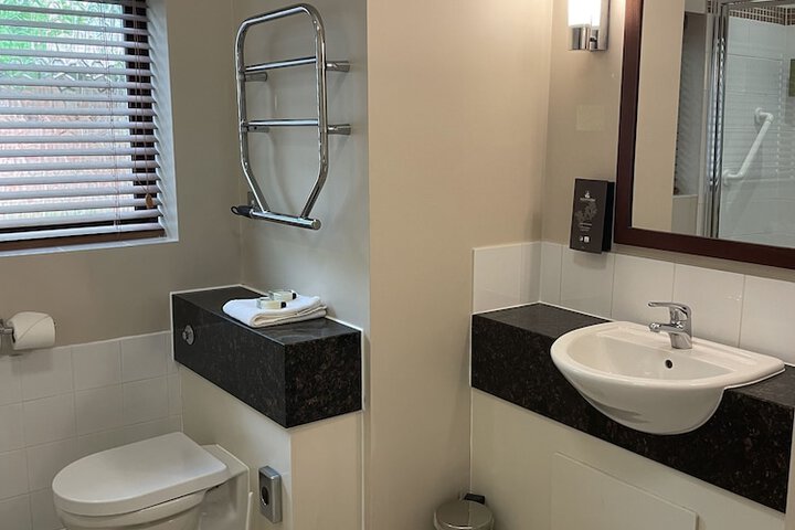 Room 16 of 149
