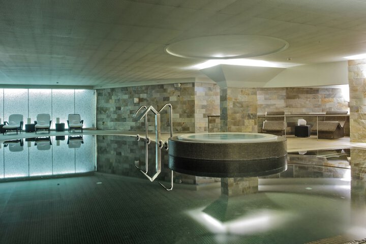 Spa 82 of 107