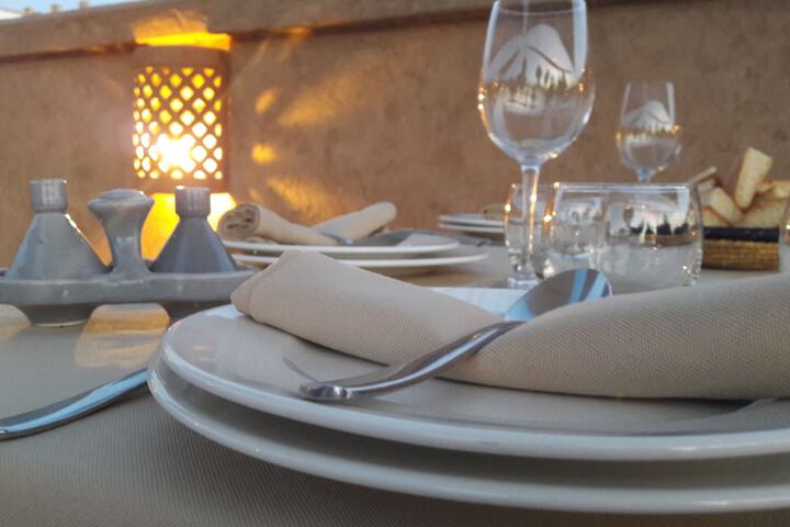 Dining 51 of 80