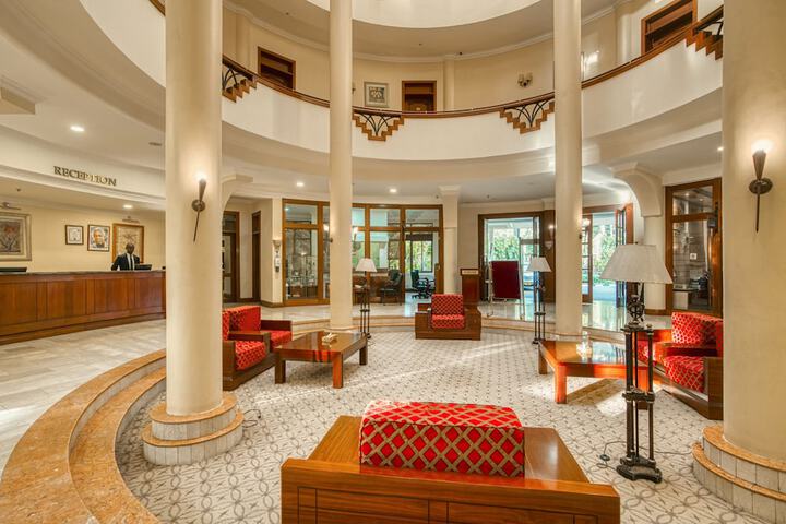 Guest Lobby