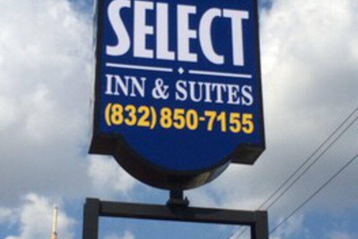 Hotel 4 of 12
