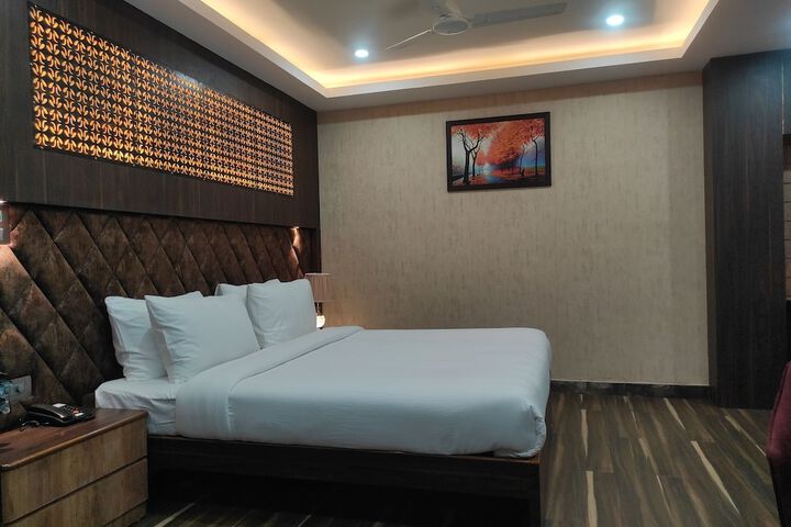 Room 14 of 110
