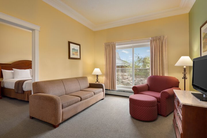 Room 14 of 27