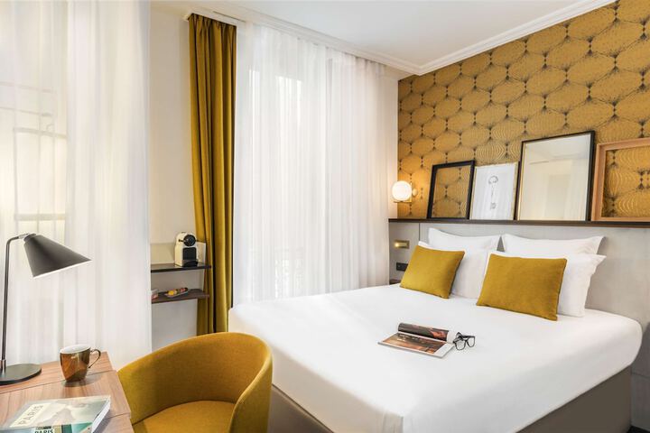 Room 34 of 65