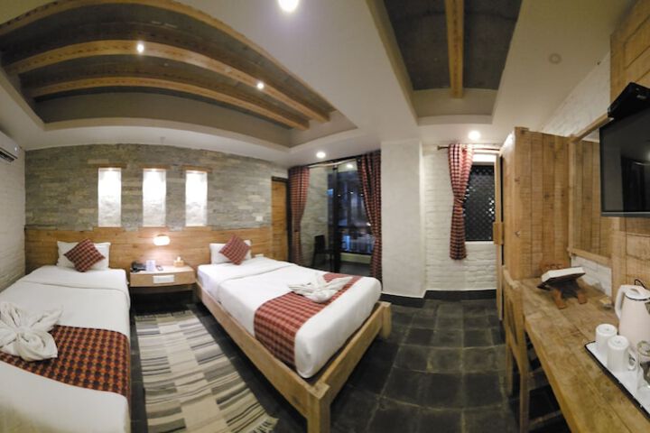 Room 26 of 36