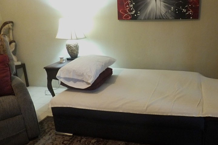 Room 18 of 68