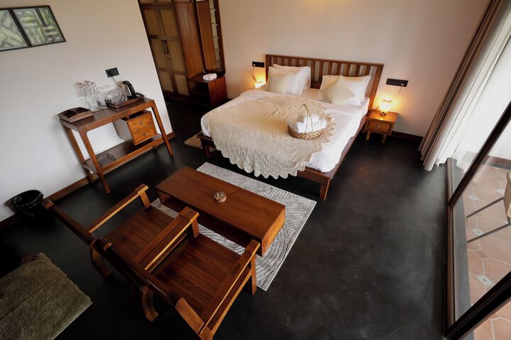 Room 8 of 52