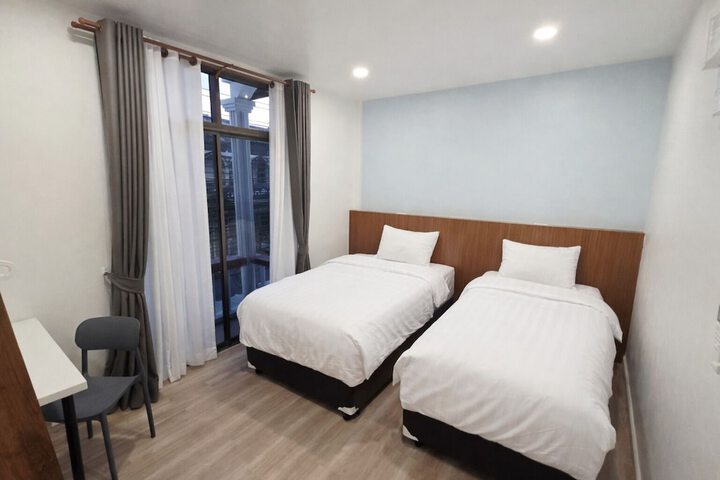 Room 14 of 68