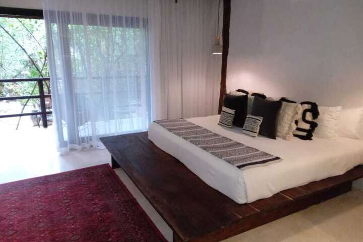 Room 15 of 58