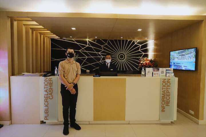 Guest Lobby