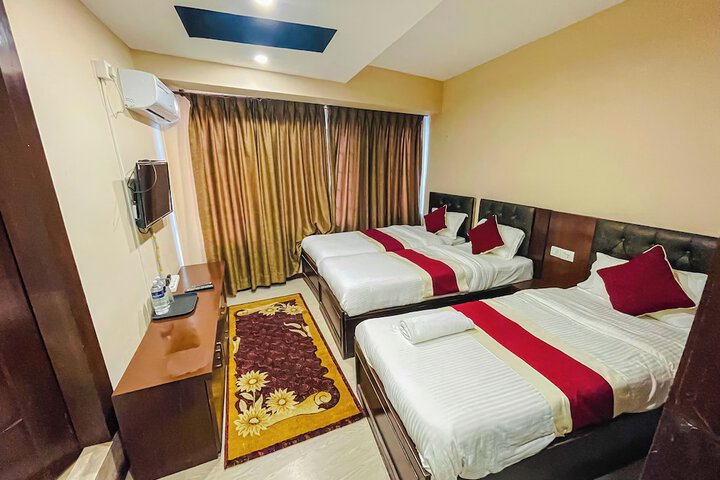 Room 10 of 22