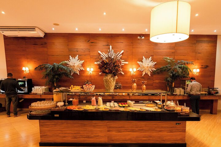 Dining 85 of 104