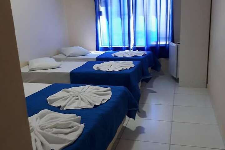 Room 3 of 41