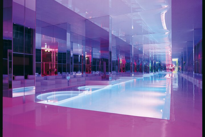 Pool Hotel