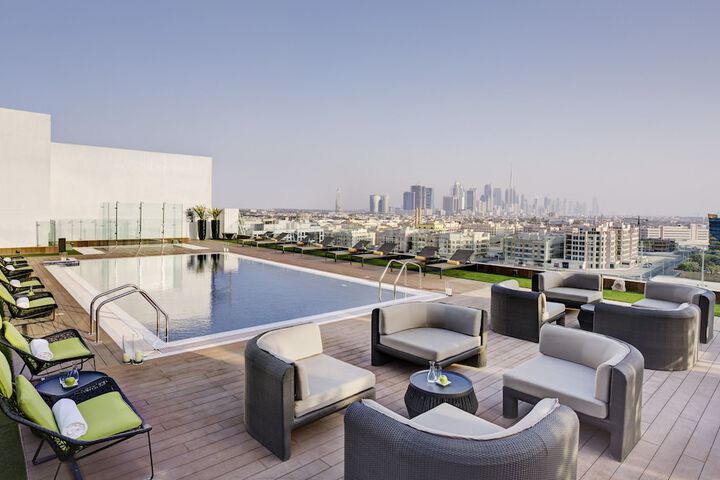 Pool Hotel