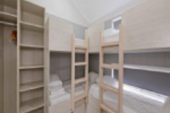 Room 157 of 792
