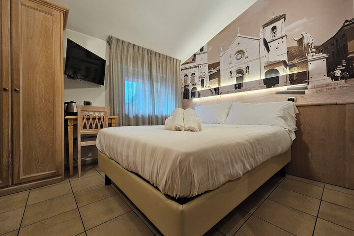 Room 22 of 64