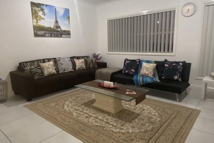 Room 3 of 23