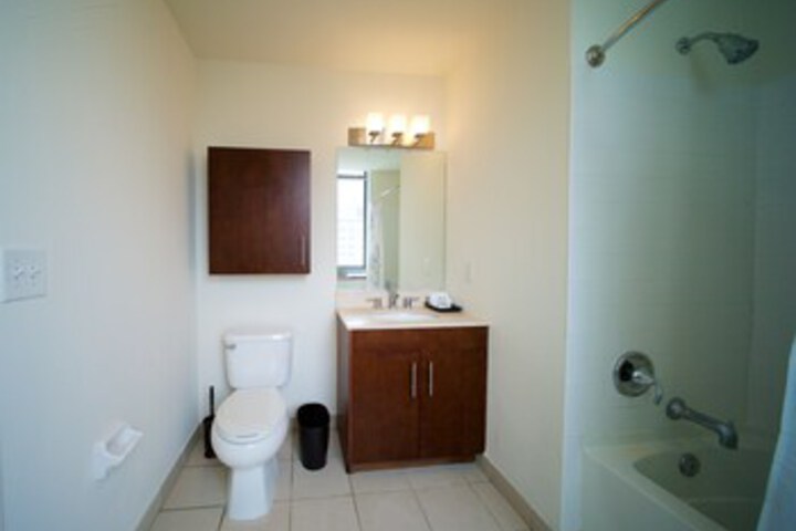Room 10 of 246