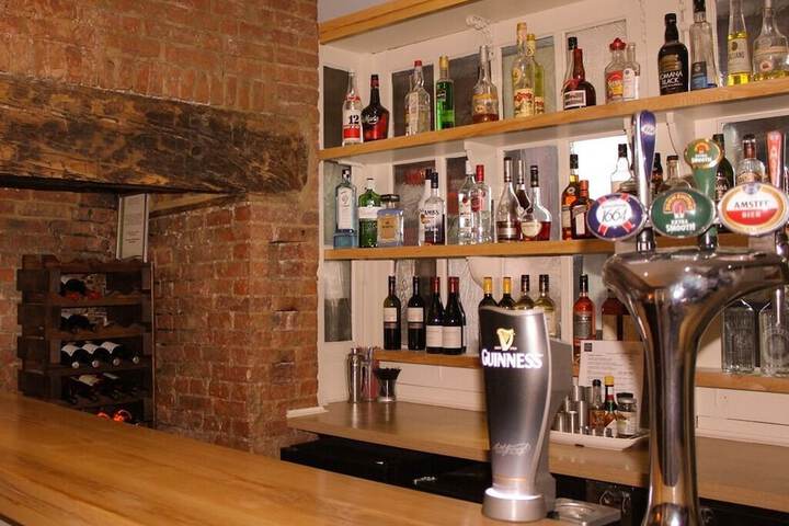 Lounge 57 of 65