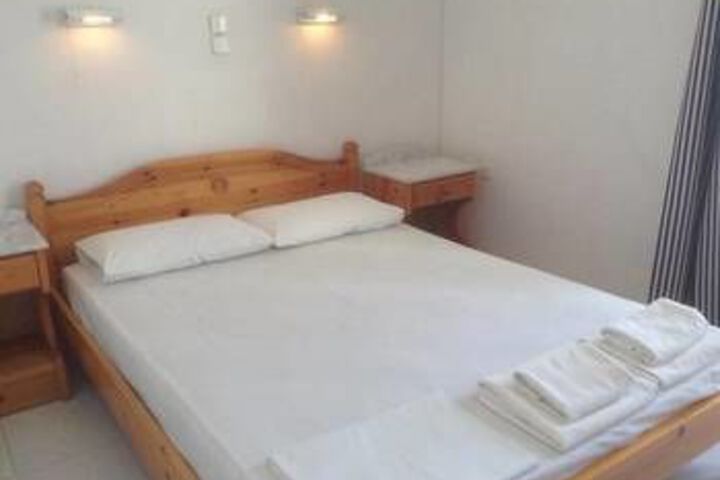 Room 9 of 21