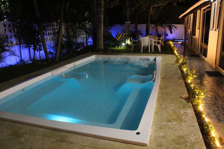 Pool 25 of 51