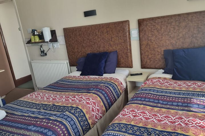 Room 32 of 55