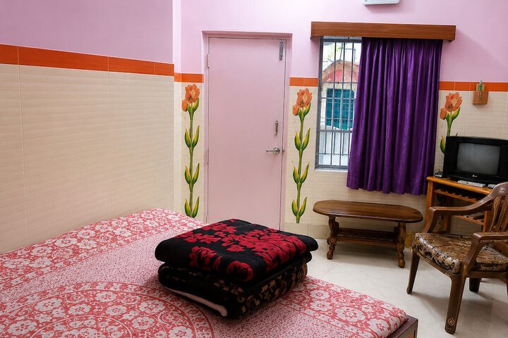Room 8 of 29