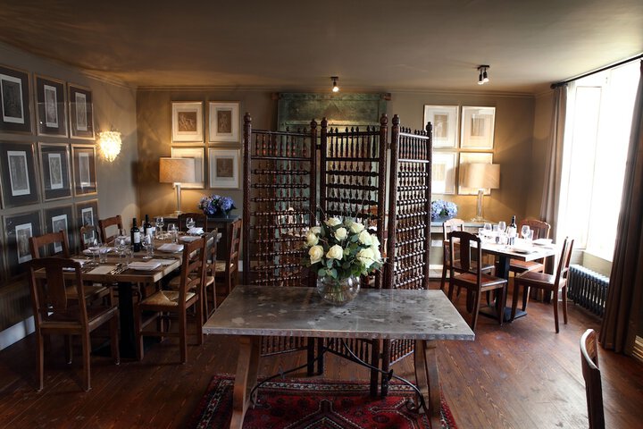 Dining 60 of 75