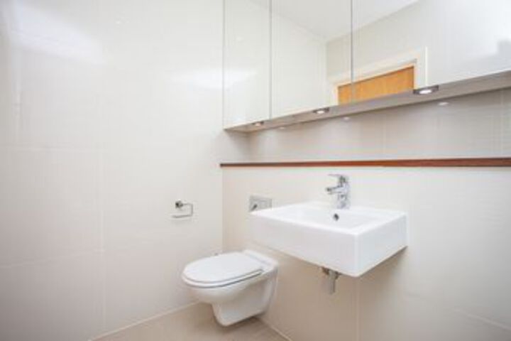 Room 3 of 13