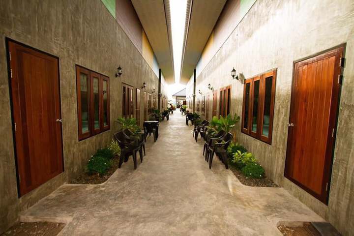 Ballroom/Hall 12 of 15