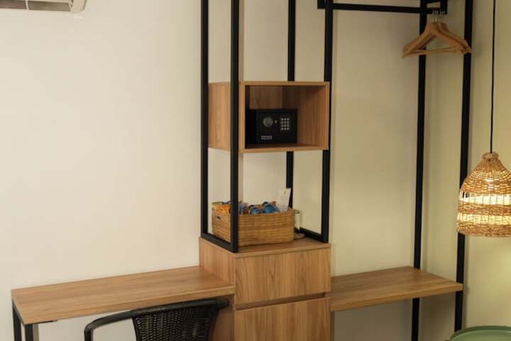 Room 31 of 62