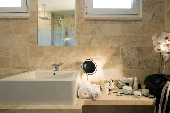 Bathroom Interior Photo
