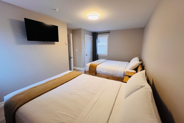 Summerside Motel & Cottages