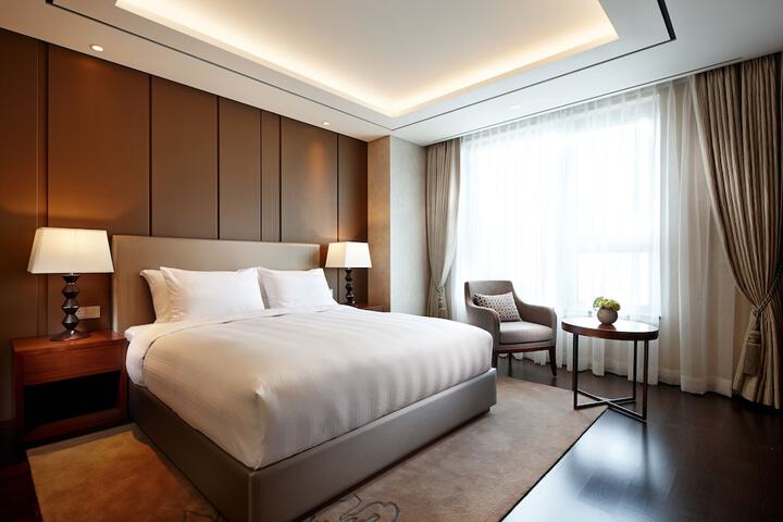 Room 8 of 45