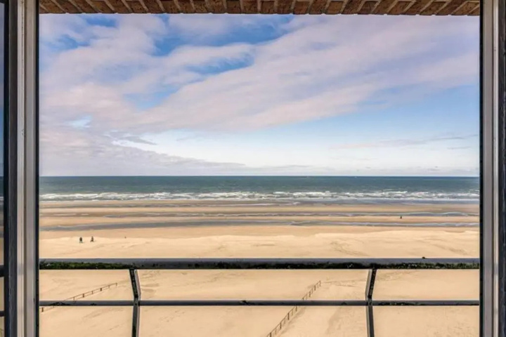 Appartment with Frontal Sea View with 3 Bedrooms