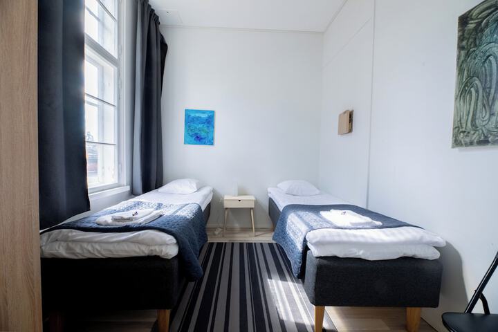 Room 25 of 69